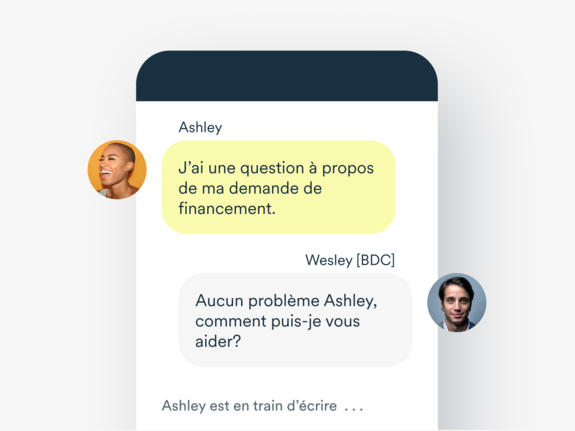 Téléphone intelligent avec écran de messagerie texte